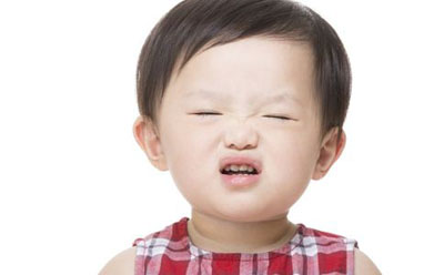 宝宝鼻塞怎么办 缓解鼻塞的方法 宝宝鼻塞的原因