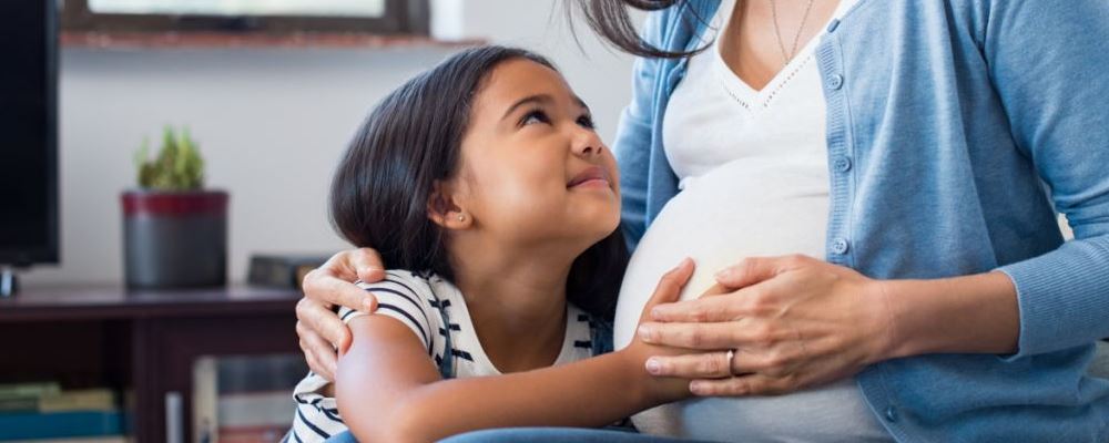 孕期孕妇体重异常有什么危害 怀孕每月体重增长标准是多少 孕期孕妇该如何控制体重