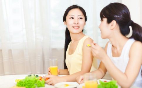 轻度脂肪肝发病的原因有哪些 如何治疗轻度脂肪肝 轻度脂肪肝是什么原因造成的