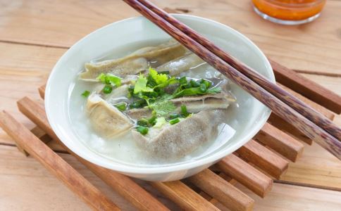 血虚血燥怎么办 血虚血燥如何治疗 血虚血燥吃什么好