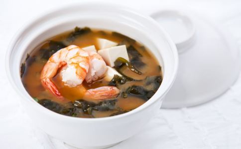 哪些隔夜菜是可以吃的 可以放心吃的隔夜菜 哪些食物可以隔夜吃